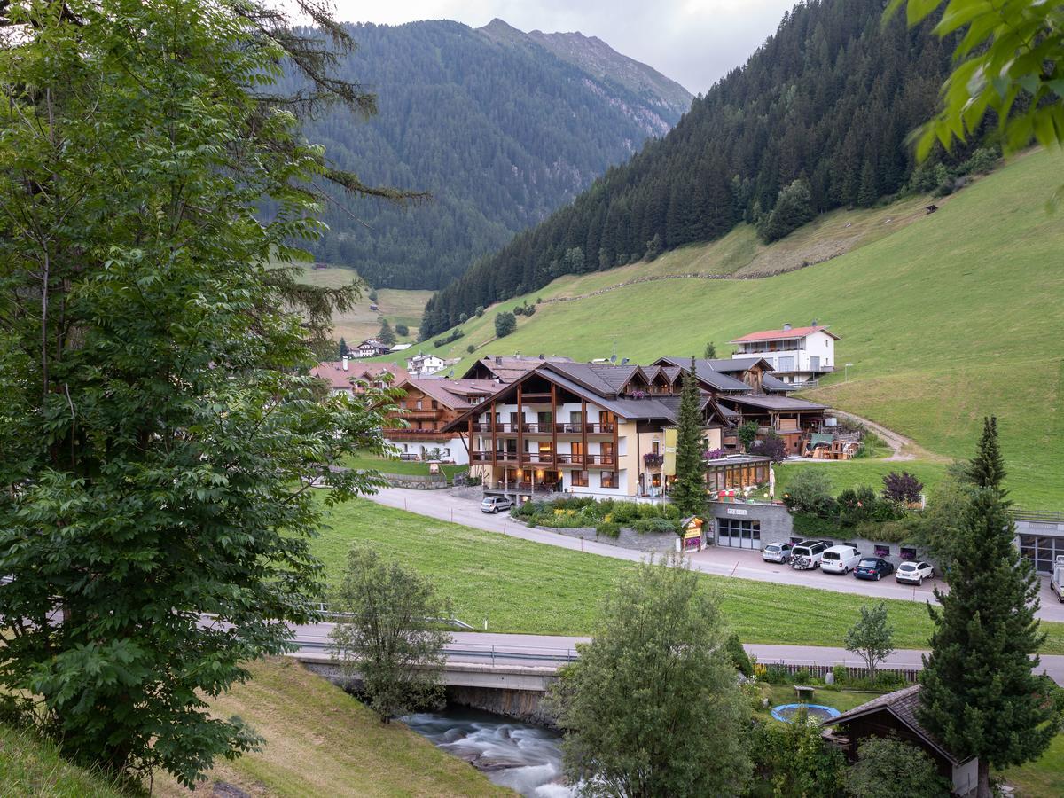 Hotel Alpenfrieden Rio Bianco/Weissenbach Екстер'єр фото